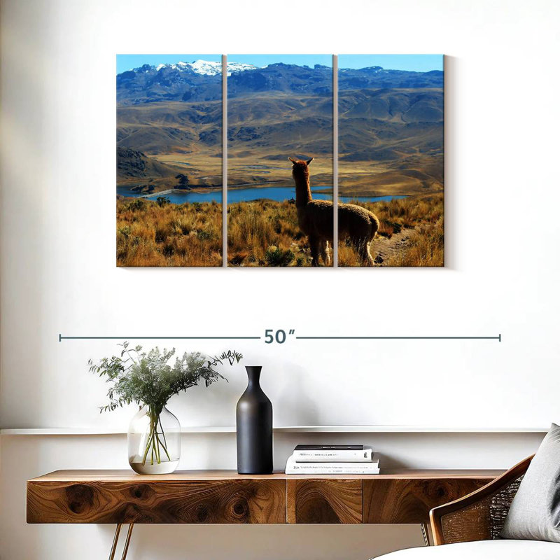 Brampt Lakeside Alpaca, 24" H x 38" W
