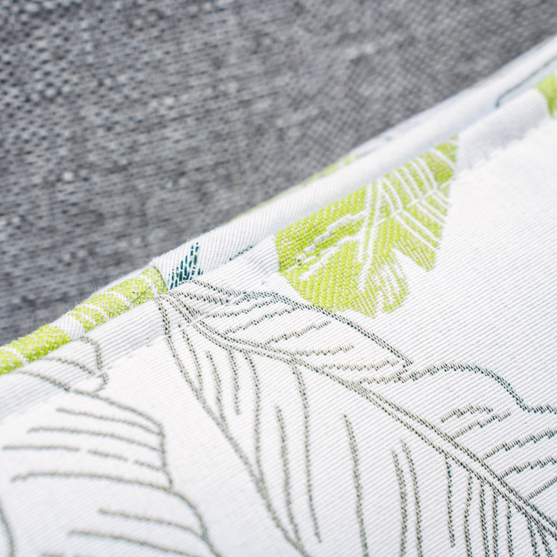 Housse et insert de coussin intérieur / extérieur en polyester, 16,54 po x 16,54 po x 6,1 po, Coton, Vert / blanc / floral