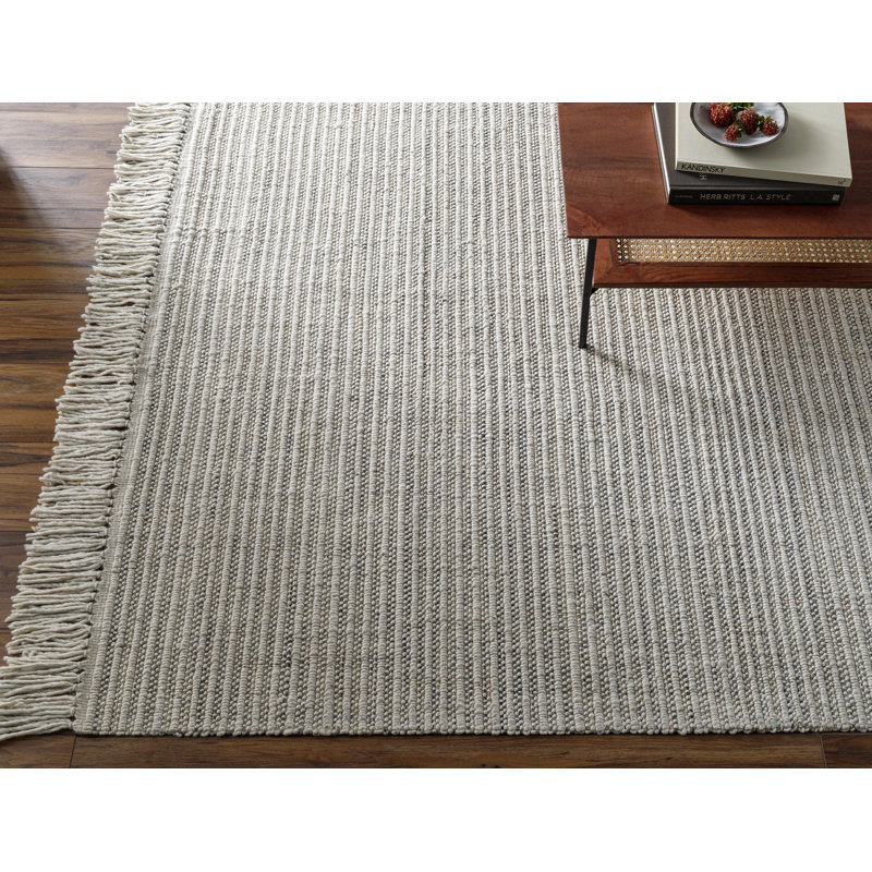 Area Rug, Rectangle 5' x 7'6"