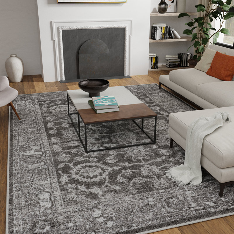 Raghdah Oriental Indoor Rug, Rectangle 2' x 3'