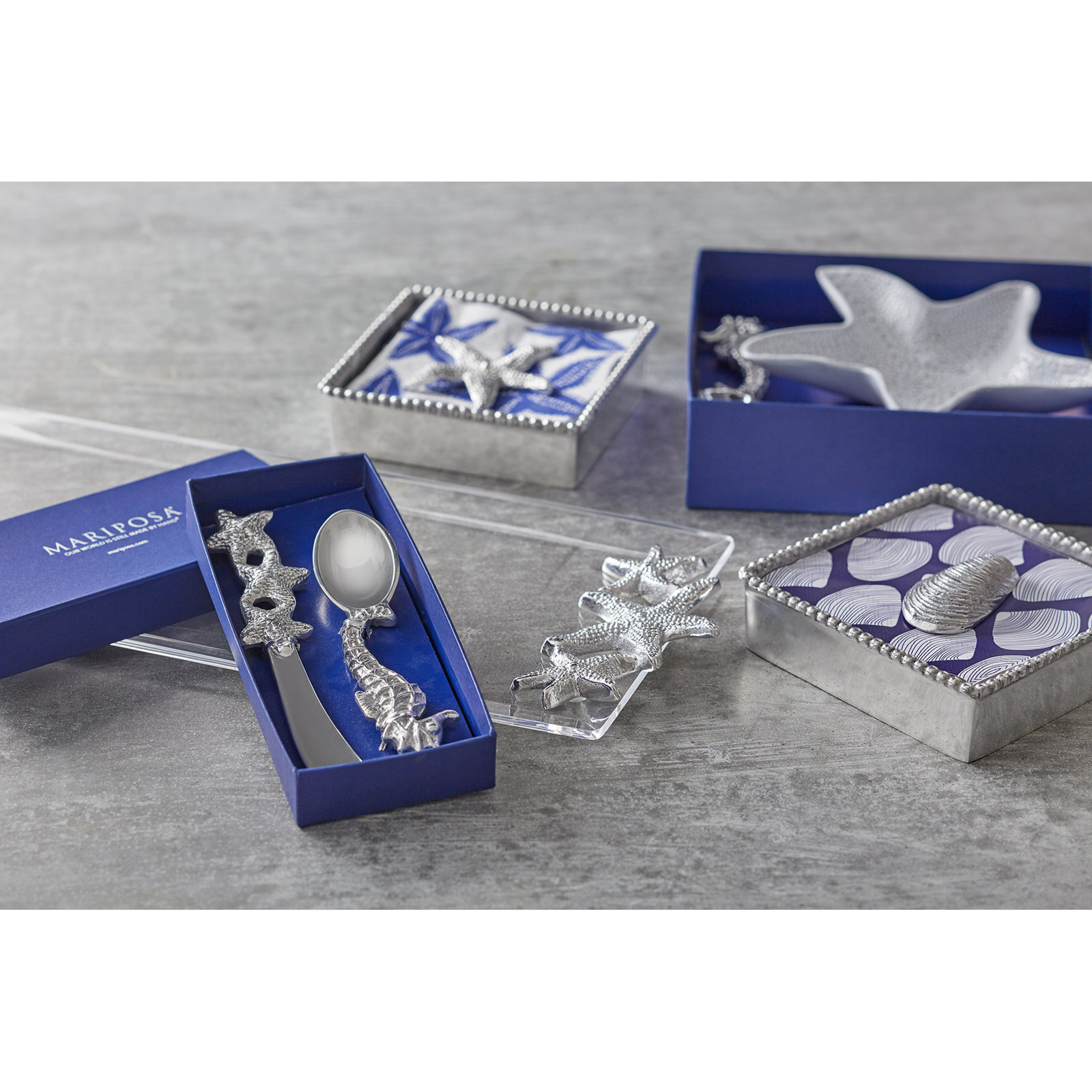Mariposa Starfish Beaded Napkin Box Set