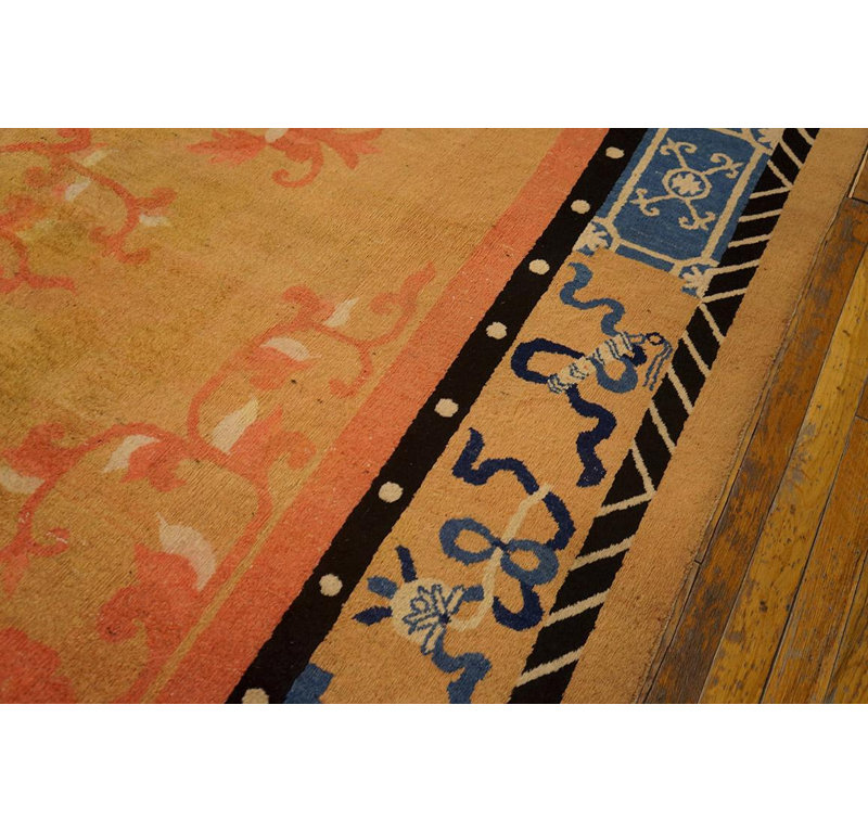 Tapis chinois du 19e siècle (10 pi x 11 pi 6 po - 305 x 350 po)