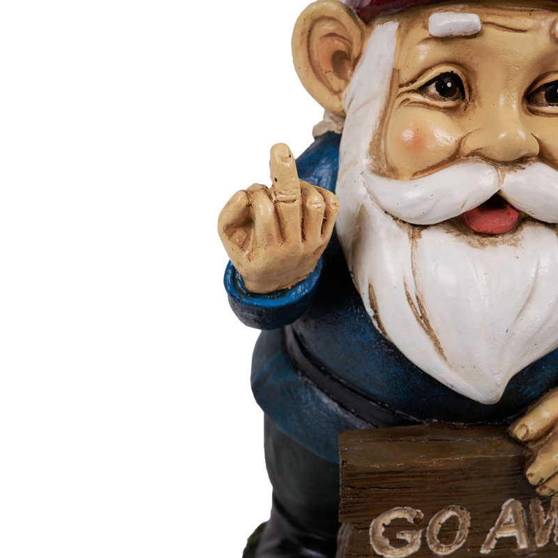 Gnome tenant une pancarte de jardin