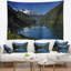 Paysage, lac calme et tapisserie avec montagnes-28491335