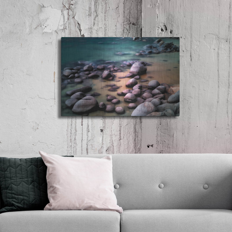 «Rocky Beach» par Dennis Frates, H 24 po x l 36 po