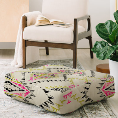 Coussin de sol carré en forme de joie laforme marocain