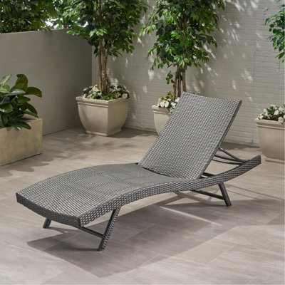 Chaise de patio en osier PE