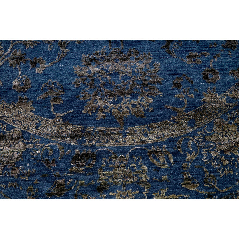 Tapis noir / bleu unique de 6 pi 2 po x 6 pi 1 po
