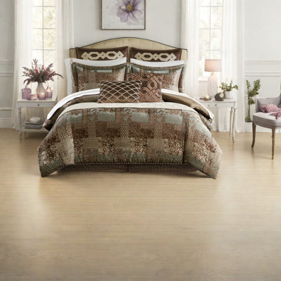 Durable Chenille Jacquard King Bedding Set, Polyester Comforter For Home