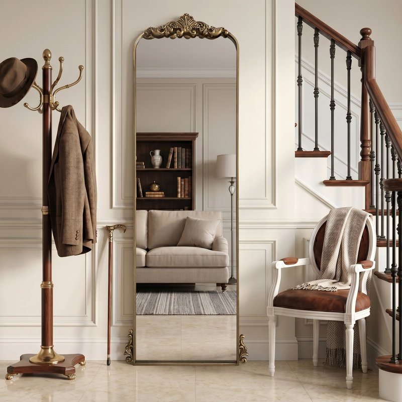 Miroir orné d'un cadre en fer 63,78 po x l 21,6 po, L 63 po x l 21 po