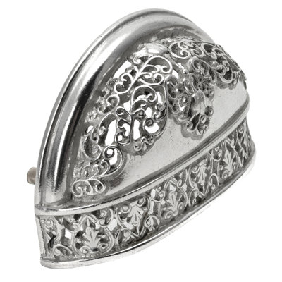 Juliane Grace 3 inches c.c. cup pull