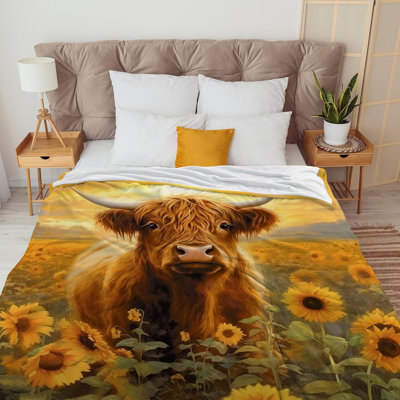 Highland Cow and Sunflowers Blanket, Beautiful Highland Cows Print Blanket and Throws, Cute Cow Gifts for Girls Kids Adults, Cozy Plush Bedding, Highland Cow Decor,50"x60"