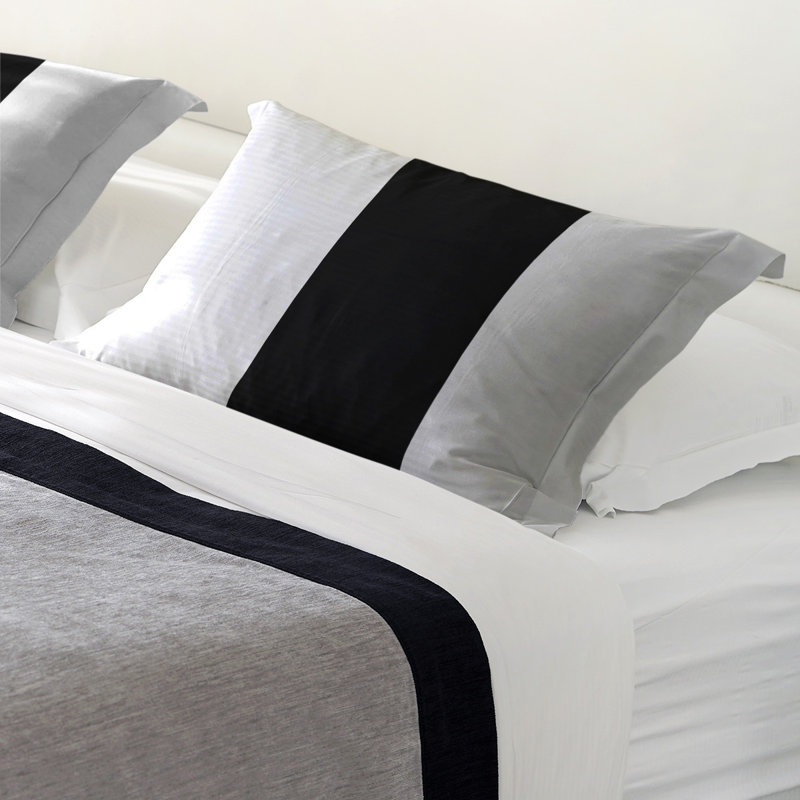 Pillow Sham, King, Microfiber, White/Black Baltimore