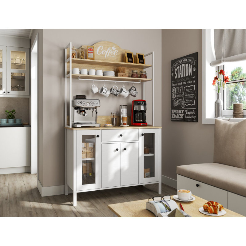Armoire à café, Blanc