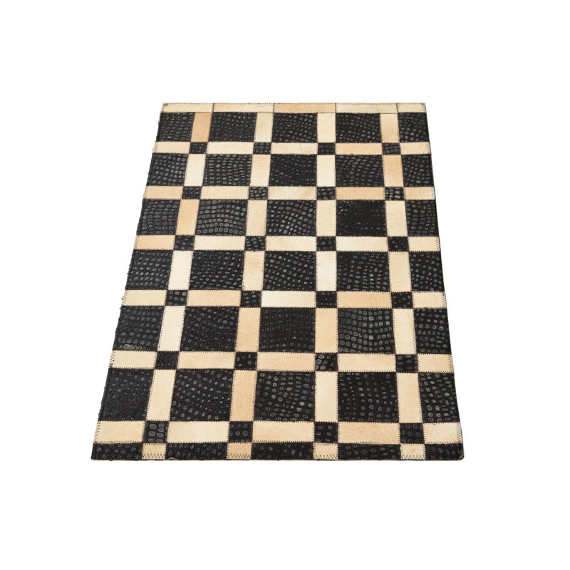 Tapis noir Ortega