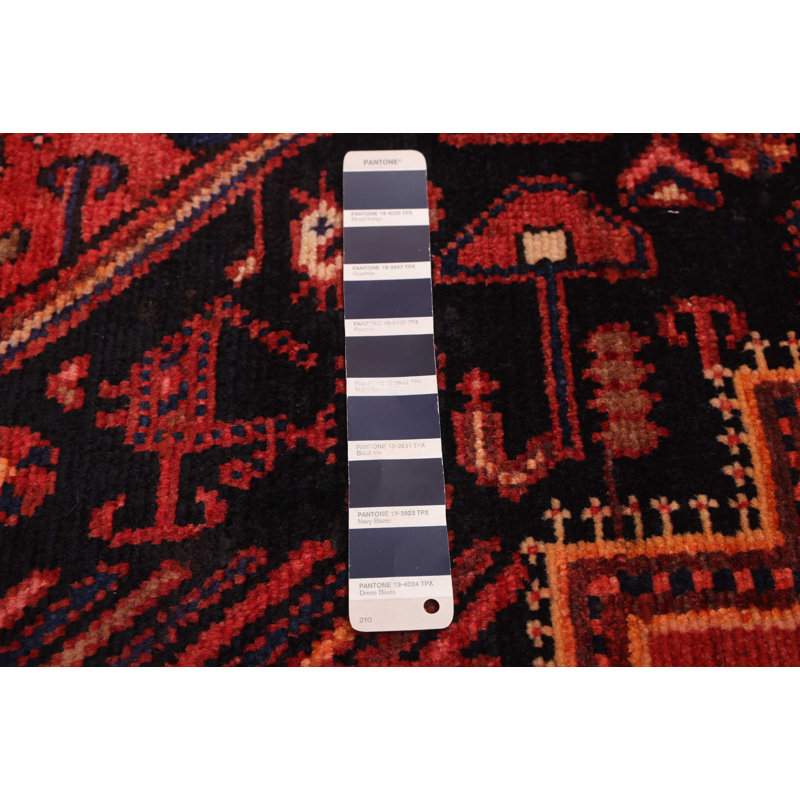 Tapis bleu marine Anadol 4 pi 6 po x 6 pi 8 po