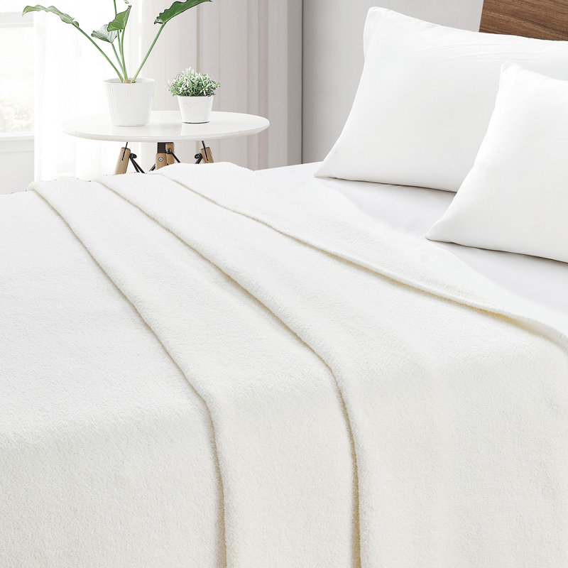 Couverture en peluche Marshmallow, Grand lit, Blanc