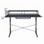 Bureau d'ordinateur avec tablettes