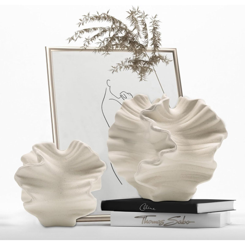 Colored Flower Shaped Pampas Vase