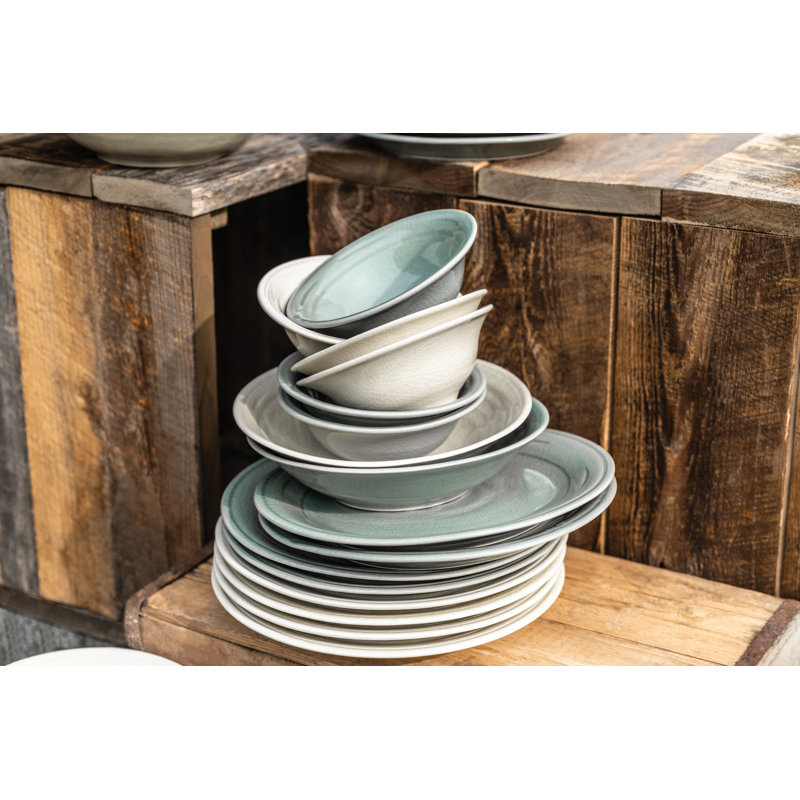 Belmont Handmade Stoneware Dinner Plate, Crackle Ivory