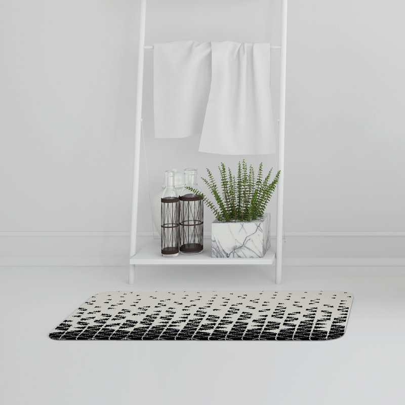 Key Non-Slip Bath Rug, Geometric Halftone Drift