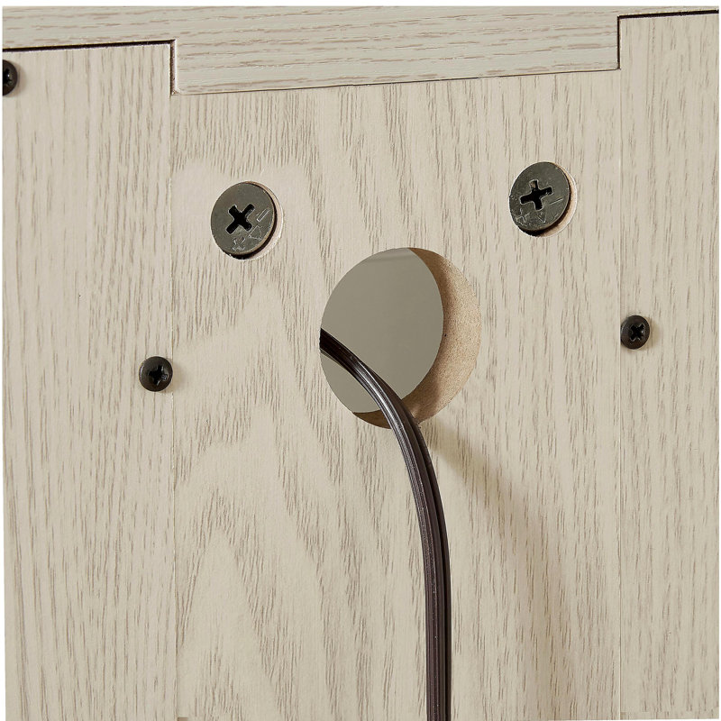 Élégante armoire vitrée avec portes en verre trempé, lumière DEL, panneau arrière en miroir et tablettes réglables - rangement parfait pour la maison et le bureau