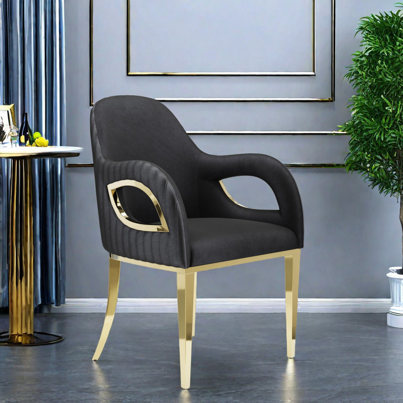 18.6'' H Tufted Velvet Upholstered Armchair