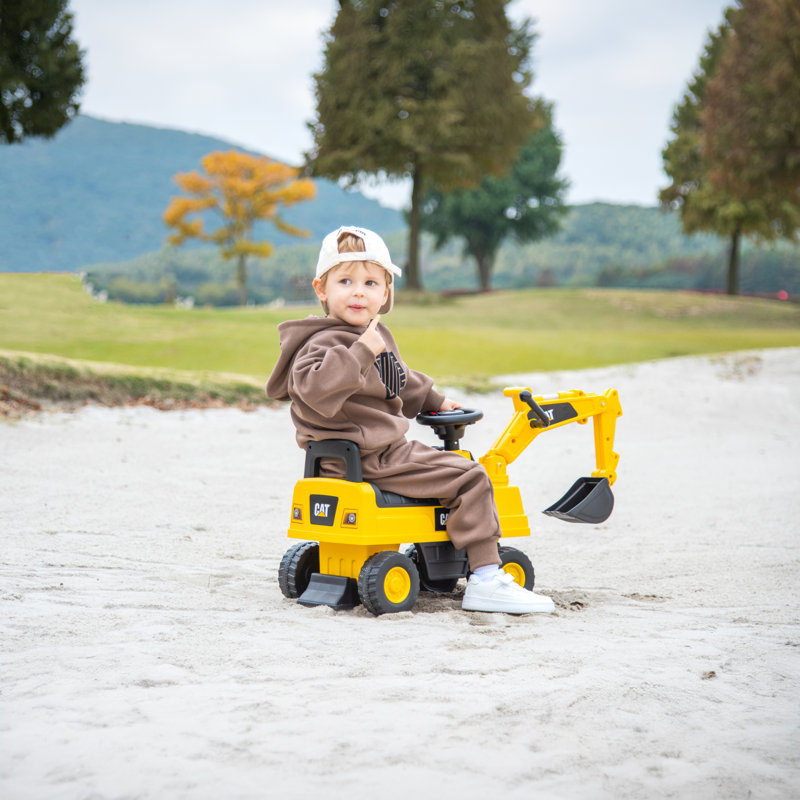 Freddo 1 Seater All-Terrain Vehicles Push/Pull Ride On