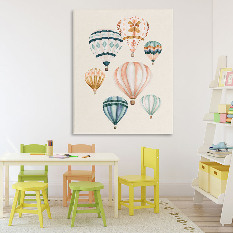 Toile à montgolfières Wanderlust, conception par Bethany Sandoval, H 48 po x l 36 po