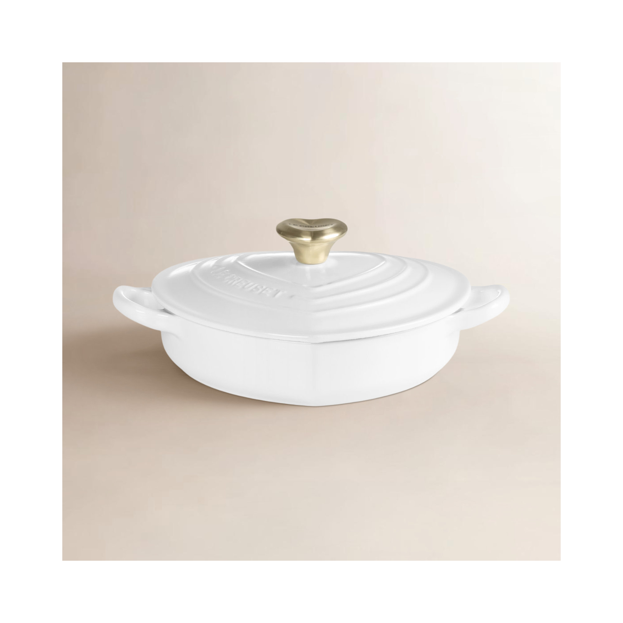 Le Creuset Cast Iron Traditional Heart Dish 1.25 Qt Peche Light Gold Heart Knob, White