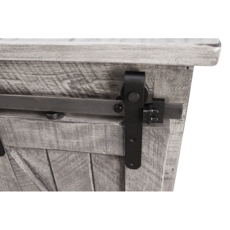 Kassandra Media Console, Rustic Dela Verria