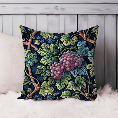 Botanical William Morris Grapes Damask II Classic