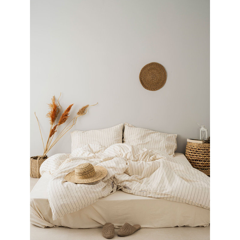 Quiltisse Cotton Striped Bedspread with Pillowcases Included