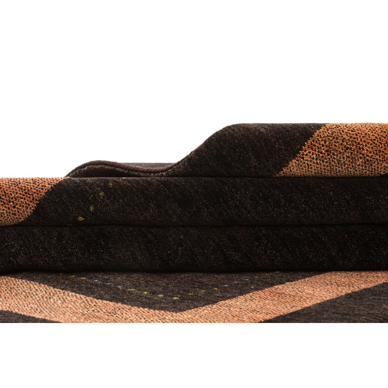 Tapis noir Jahiem