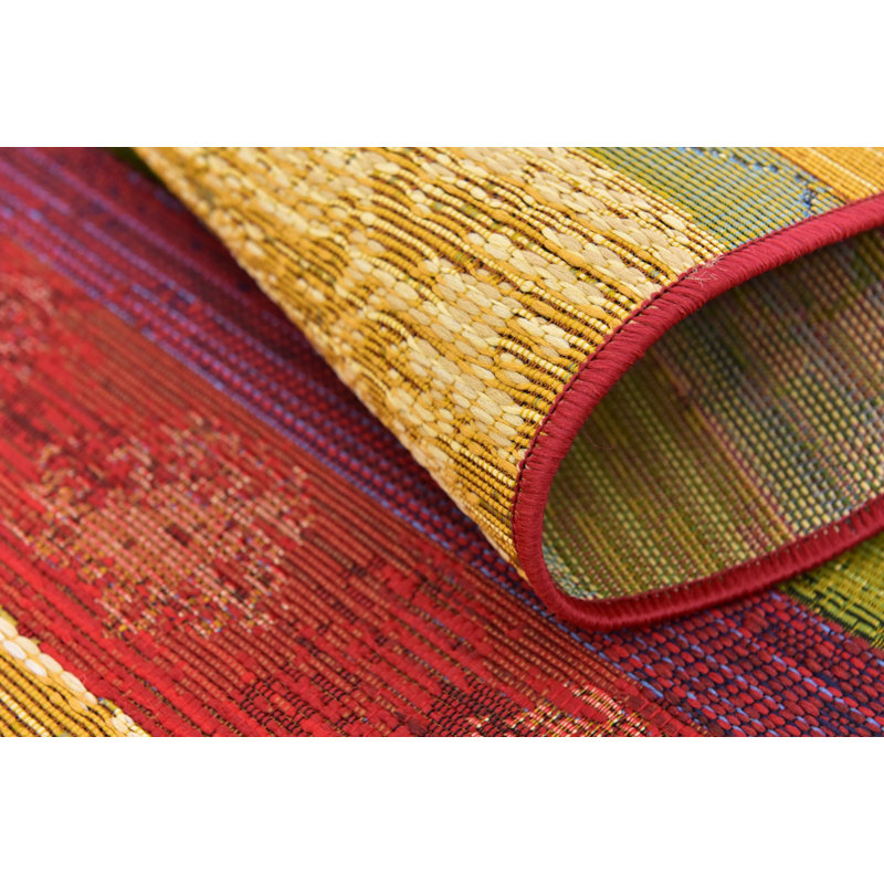 Merrimac Floral Red/Beige Indoor/Outdoor Area Rug, Runner 2'7" x 10'