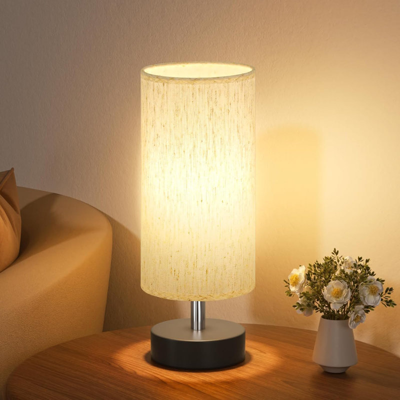 Petite lampe de table minimaliste pour chambre à coucher, table de chevet, salon, bureau et dortoir - élégante lampe de bureau avec abat-jour en lin, base E26 (ampoule non incluse)