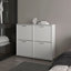 Armoire de rangement blanche à chaussures inclinable avec plusieurs compartiments et design moderne