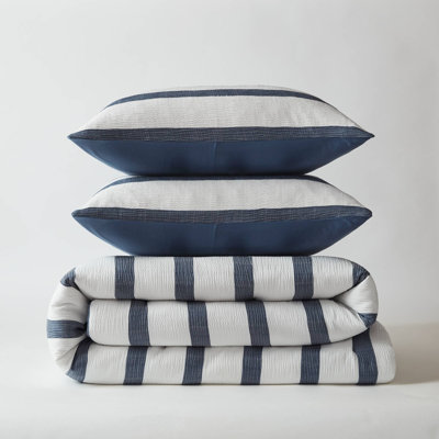 3-Piece Full/Queen Yarn-dyed striped comforter