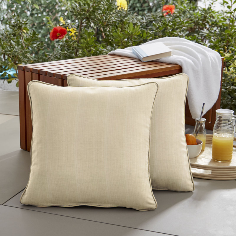 Housse et insert de coussin extérieur carré Hinkley, 20 po x 20 po, Sunbrella® sable Dupione