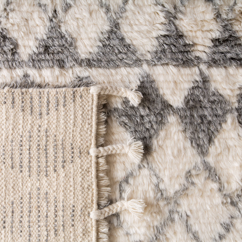 Gaetano Hand Woven Wool/Cotton Geometric Rug in Gray/Ivory, Rectangle 5' x 8'