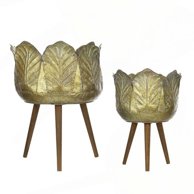 Set of 2 Metal Planter With Wood Legs Stand, L:D18.5x23.5" S:D15.7x20"