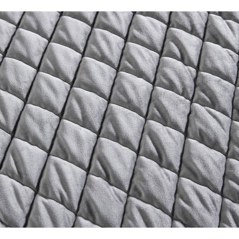 Diamond Velvet 3 Piece Quilt Set, Queen Quilt + 2 Standard Shams, Charcoal Grey