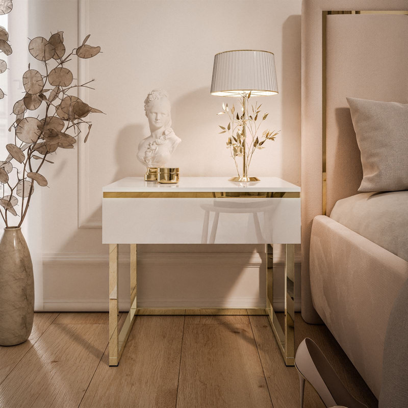 Doering 48cm W Metal Bedside Table