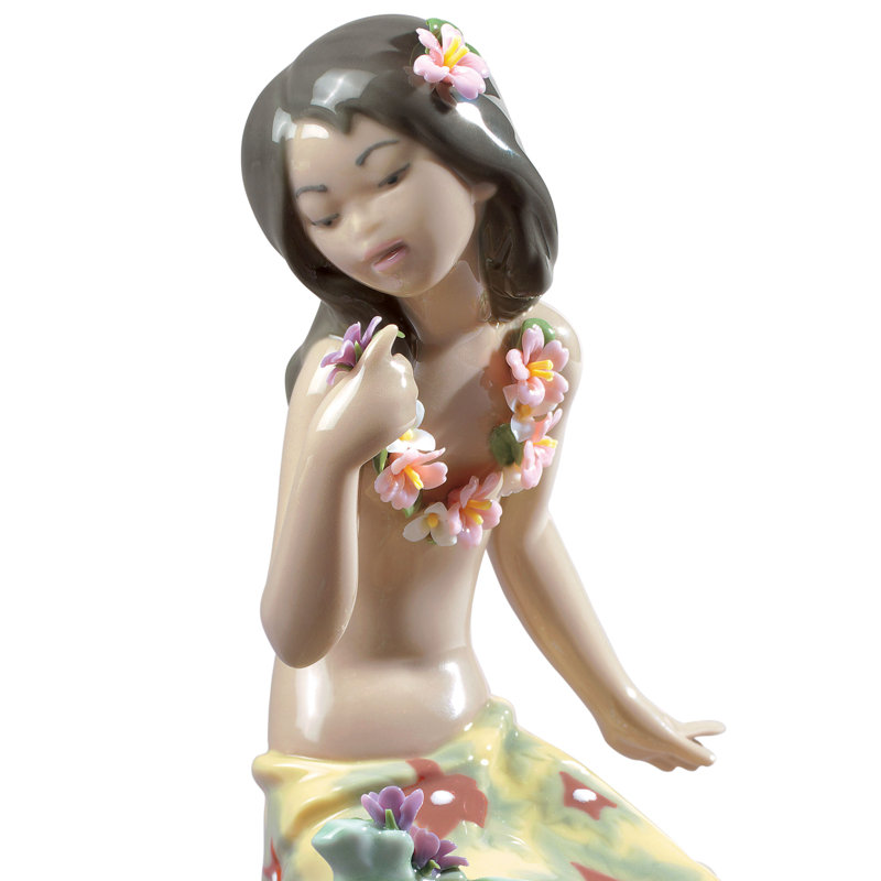 Figurine « in a garden girl »