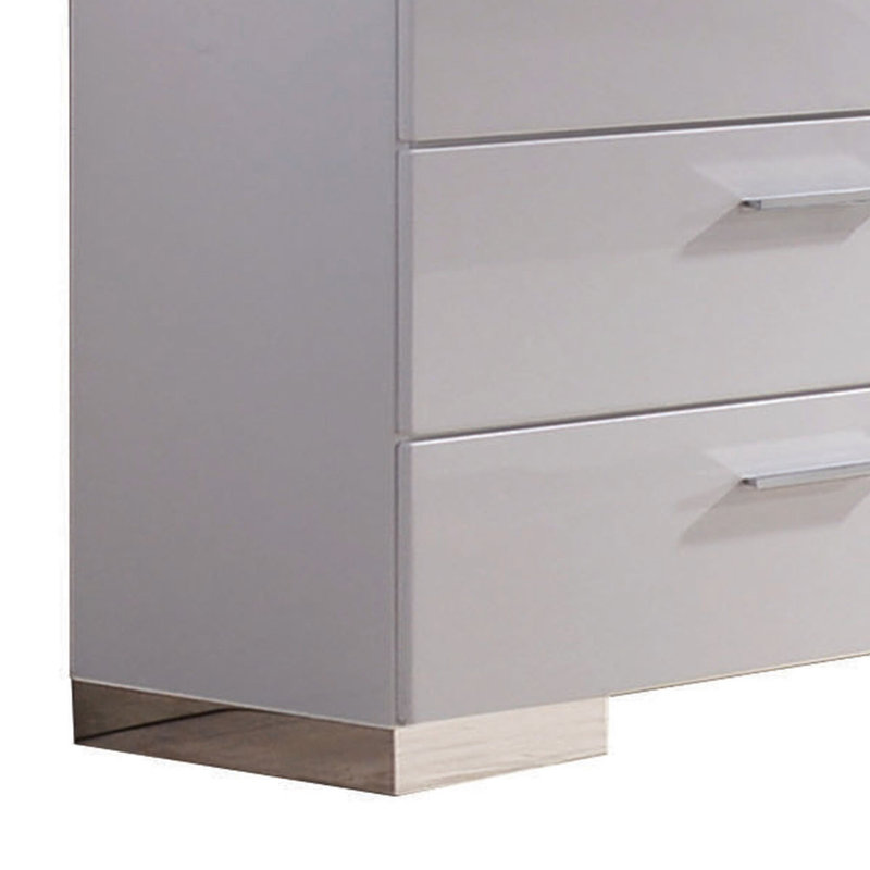 Commode, blanc et pieds chromés