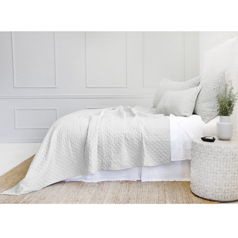 Hampton Buttons Sham, Flax, Standard