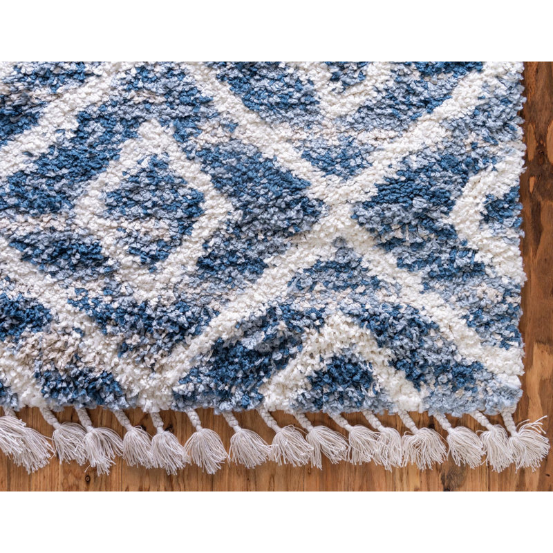Tapis bleu à motif géométrique Mitzy, Rectangle 4 pi 1 po x 6 pi 1 po