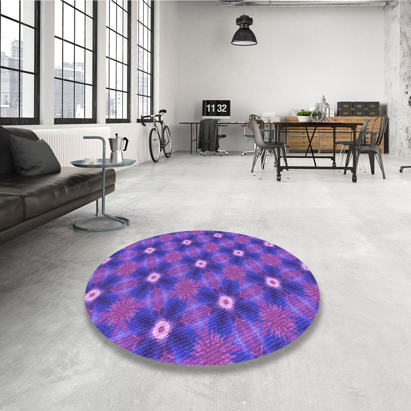 Indoor Rug, Round 4'