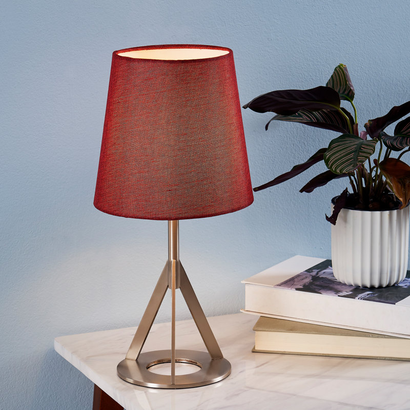 Jenessy Metal Table Lamp, Red