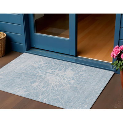 Tapis intérieur lavable abstrait bleu ciel et denim 3 pi x 5 pi HomeRoots